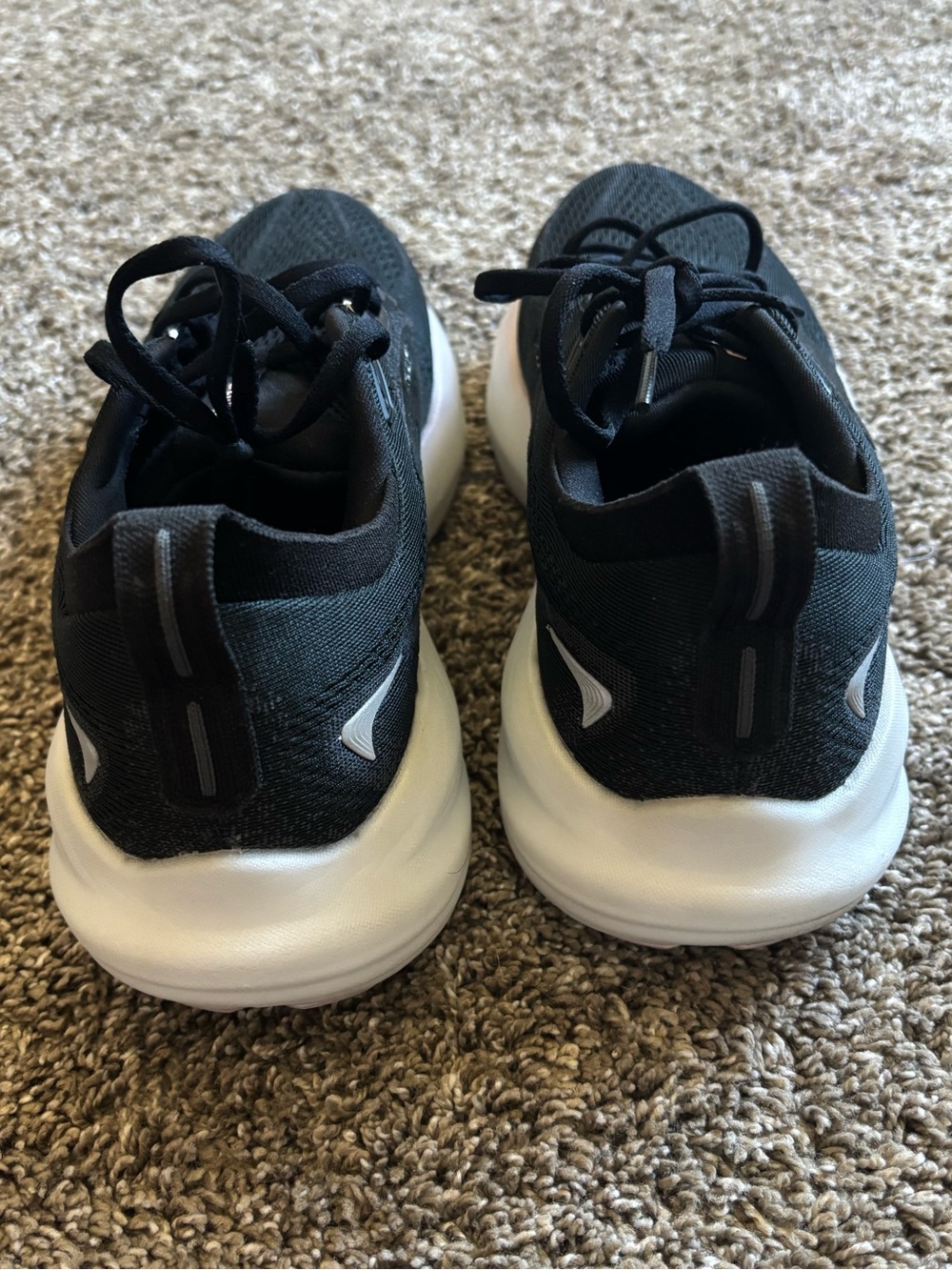 😱 SALE - Brooks Glycerin 22 Running Shoes in black - Picture 9 of 11